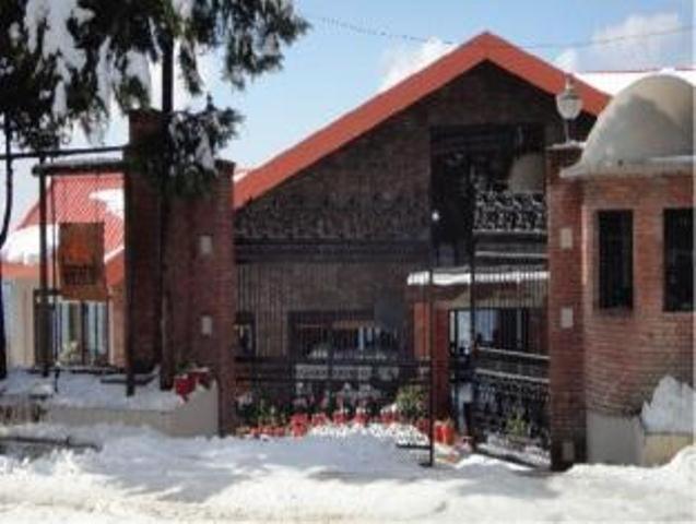 Club Mahindra Kanatal Buitenkant foto